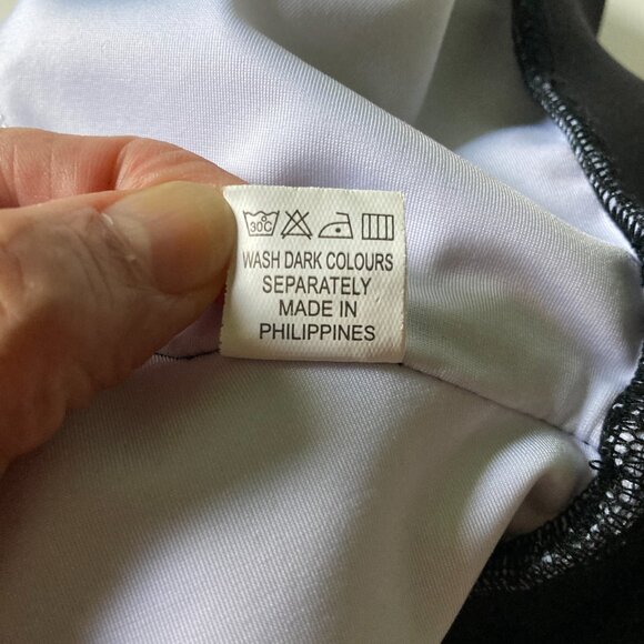 Forever Intensity Sports Bra, Size Medium, Black Gold Mesh Stretchy Electric - Picture 8 of 10